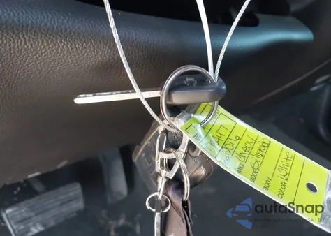 2016 Chevrolet Silverado 1500 1Lt из США, поврежденный, VIN 3GCPCREC7GG373118